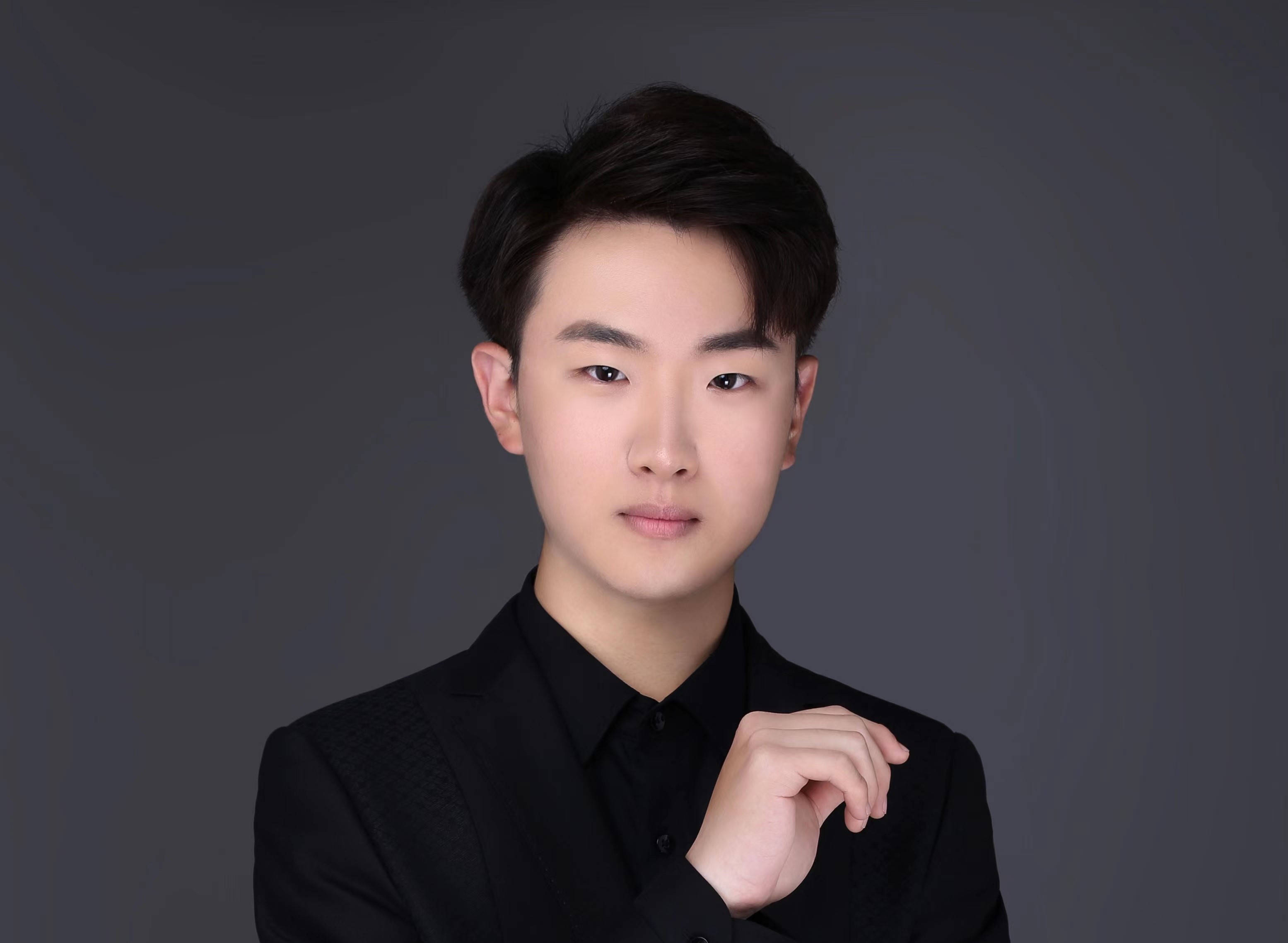 2022年舒密爾中國(guó)青少年鋼琴大賽【獲獎(jiǎng)選手風(fēng)采】專(zhuān)業(yè)二組一等獎(jiǎng)樊政洋